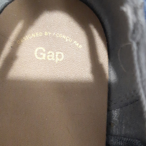 GAP grey suede high back ballerina flats - Picture 6 of 17